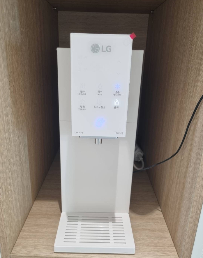 LG퓨리케어 오브제컬렉션(맞춤 출수)냉온정수기 WD523V 설치 사진